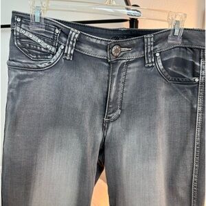 Adorable, cropped diamond embellished jeans